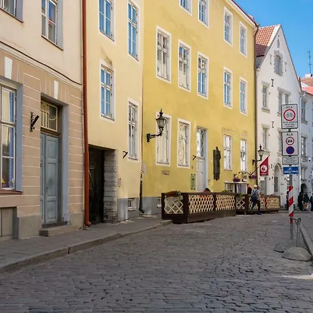 Luxury Apartment-historical Michel Sittow's House Appartamento *