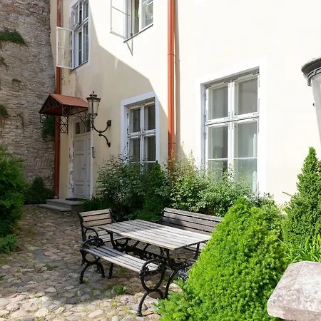 Luxury Apartment-historical Michel Sittow's House * Tallinn